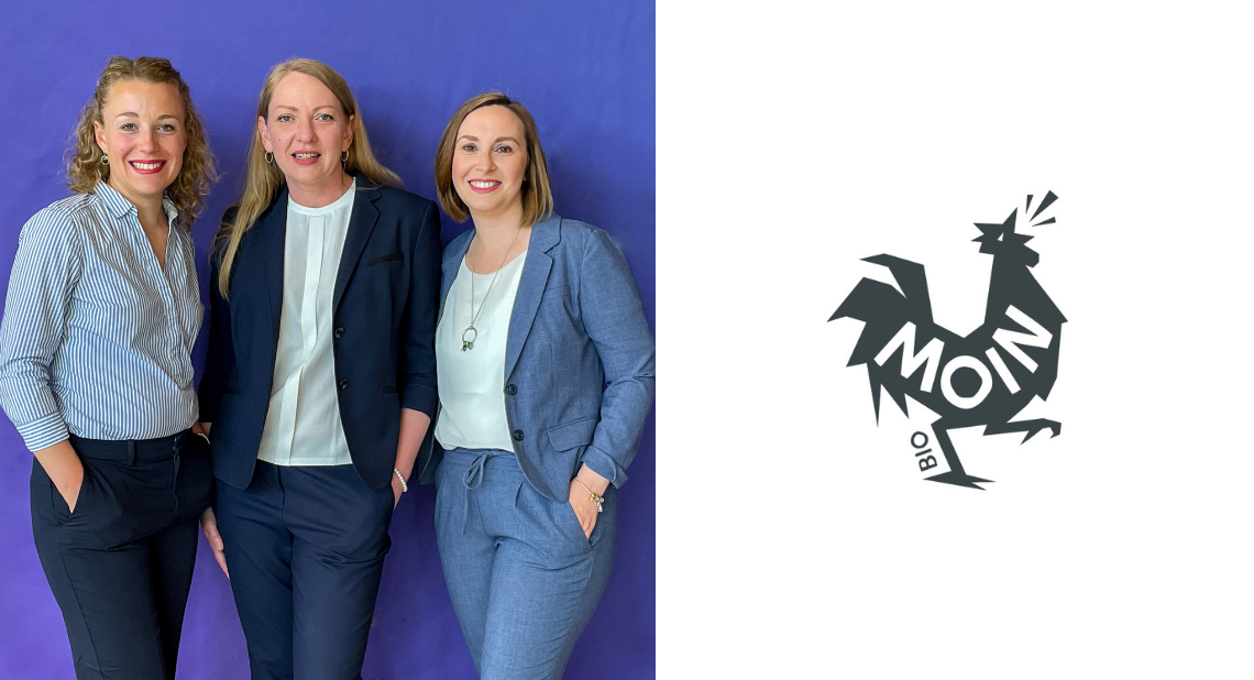 Porträt von den Vorständinnen von Moin und das Moin-Logo daneben