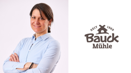 Porträt von Marion Hoffmann und links daneben das Logo der Bauck Mühle