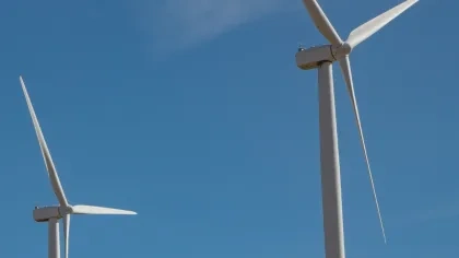 Foto von Windrädern